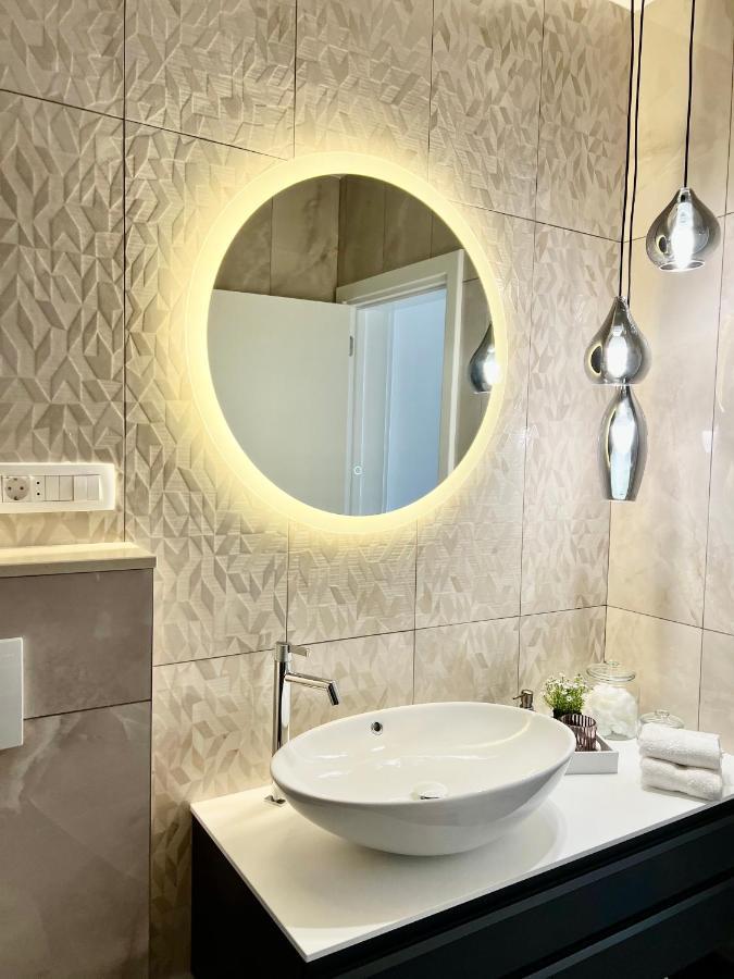 Seaview Pool Apartment-Lumiere, Island Hvar-Gdinj Bagian luar foto